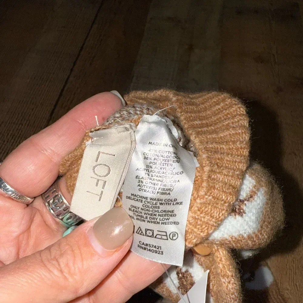 Nwt loft tan hooded fingerless gloves